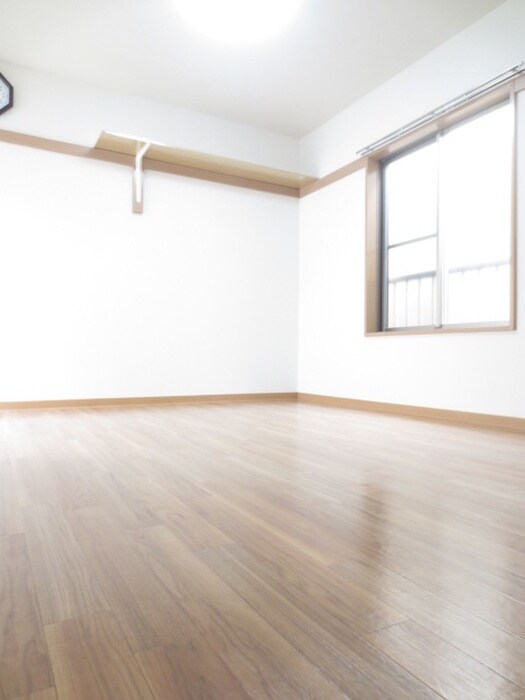 物件内観写真10　(居室)