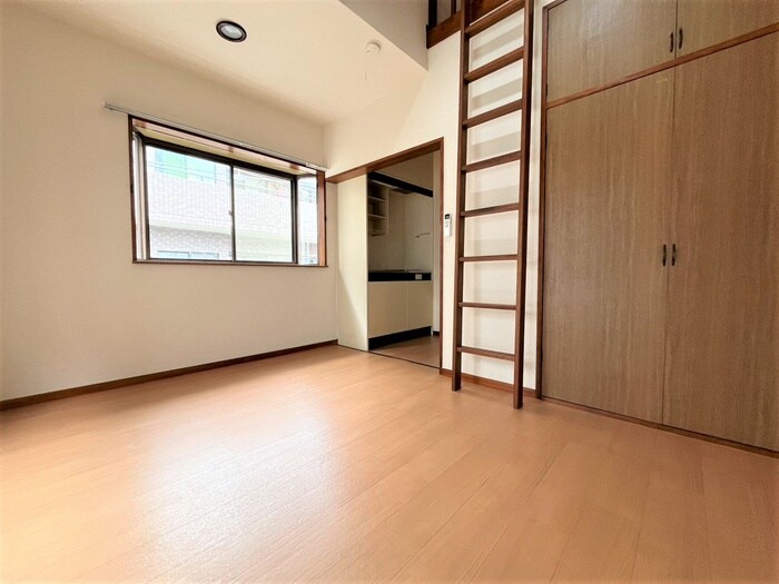 物件内観写真6　(居室)