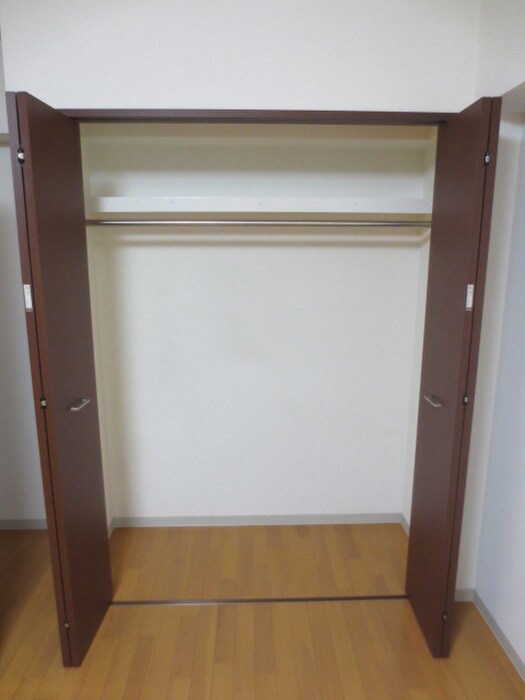 物件内観写真14　(収納)