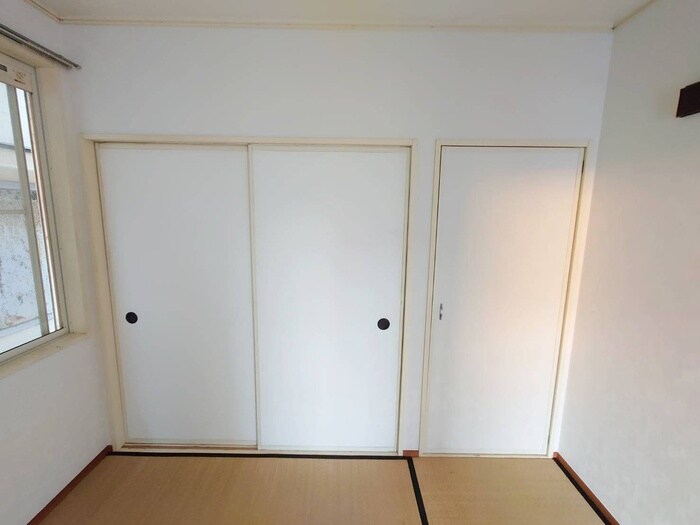 物件内観写真11　(収納)