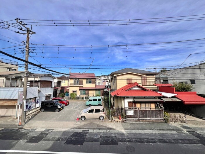 物件内観写真13　(室内からの展望)