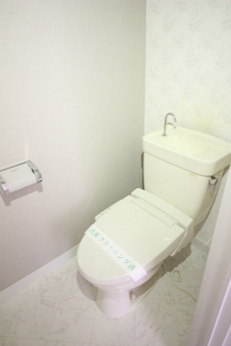 物件内観写真14　(トイレ)