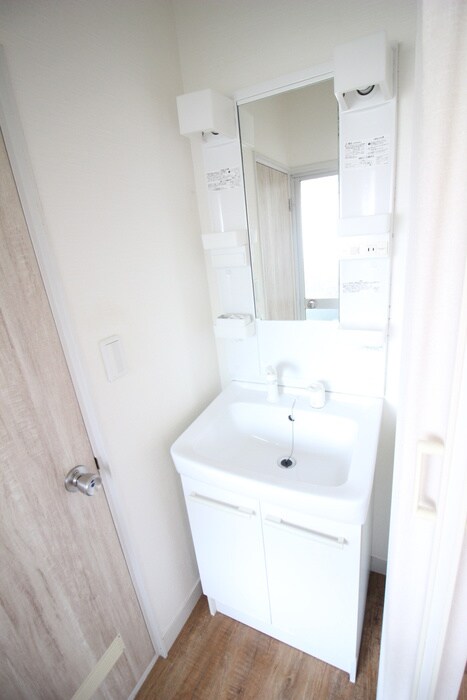 物件内観写真15　(洗面)