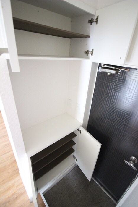 物件内観写真18　(靴箱)