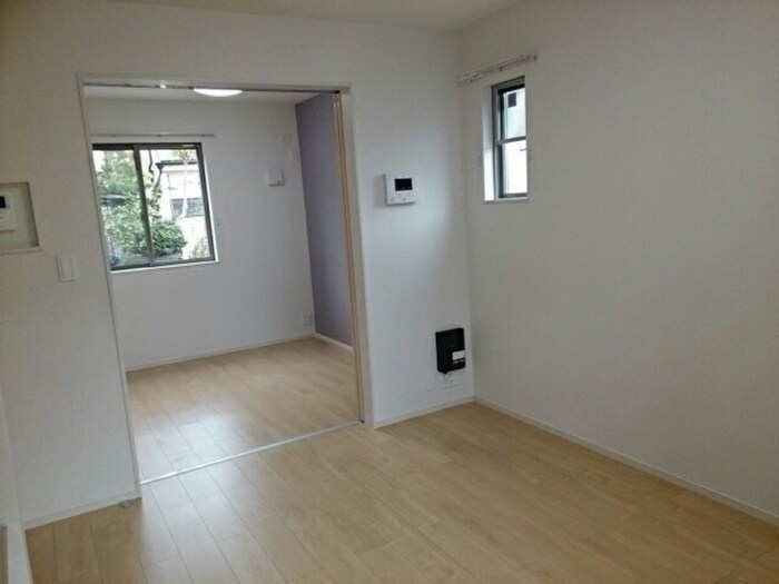 物件内観写真6　(居室)