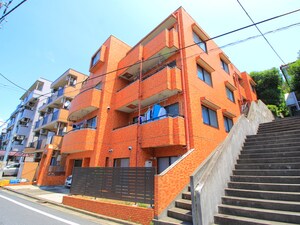 ユーシンハイツ外観写真