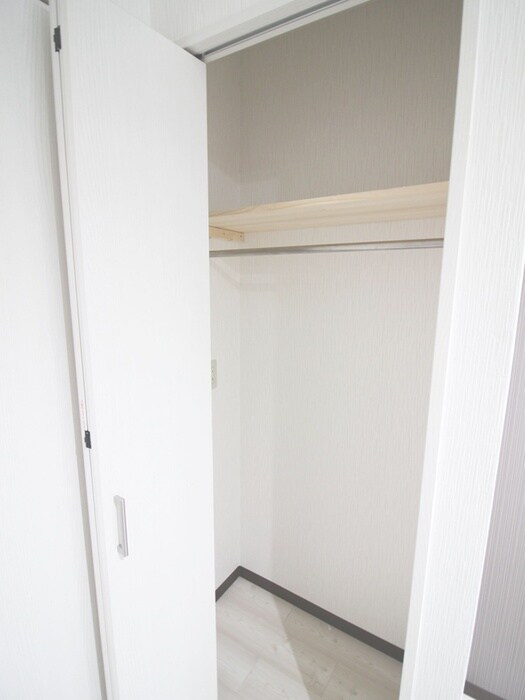 物件内観写真10　(収納)