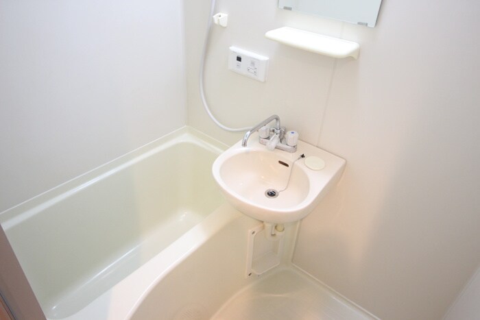 物件内観写真10　(バス／シャワールーム等)