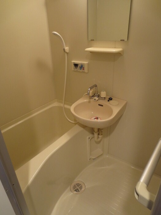 物件内観写真14　(バス／シャワールーム等)