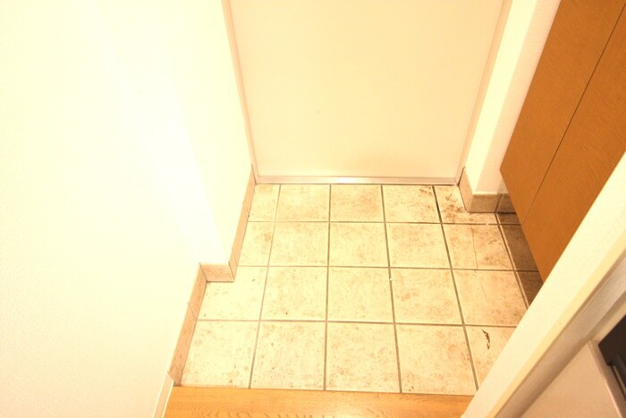 物件内観写真15　(玄関)