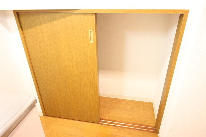 物件内観写真17　(収納)