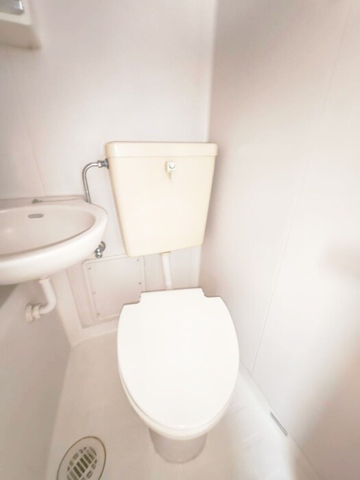 物件内観写真13　(トイレ)