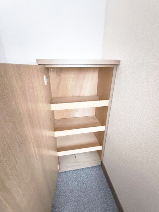 物件内観写真18　(靴箱)