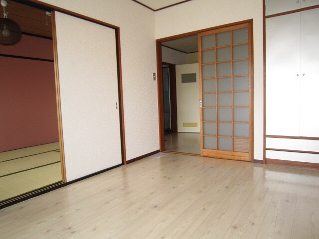 物件内観写真9　(居室)