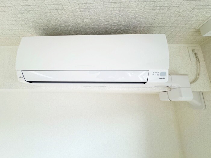 物件内観写真12　(室内からの展望)