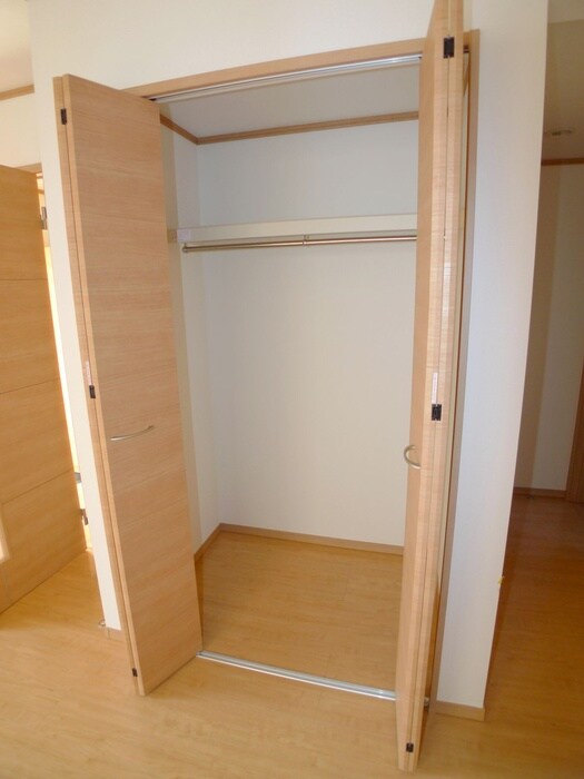 物件内観写真13　(収納)