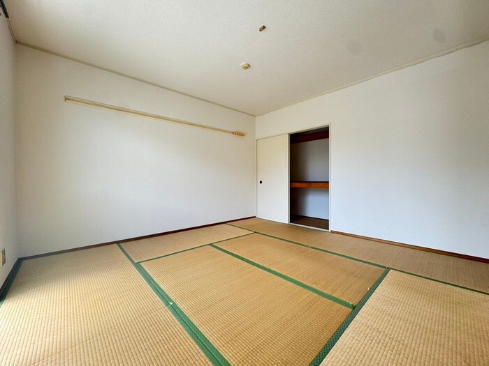 物件内観写真6　(居室)