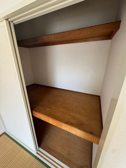 物件内観写真16　(収納)