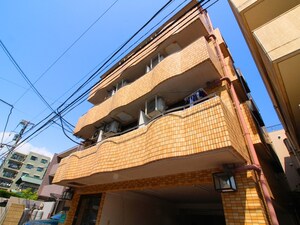 パインクレスト外観写真
