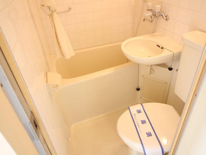 物件内観写真11　(トイレ)