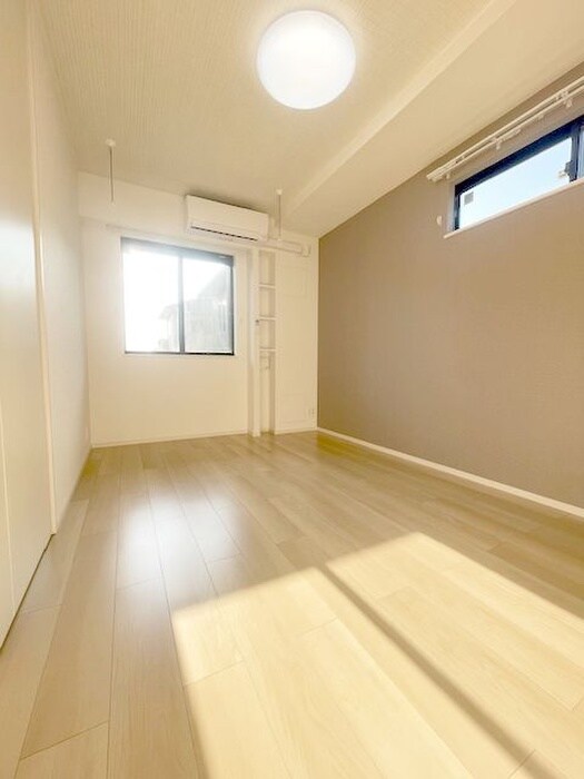 物件内観写真10　(居室)