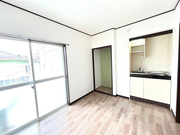 物件内観写真8　(居室)