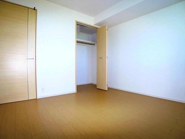 物件内観写真16　(収納)