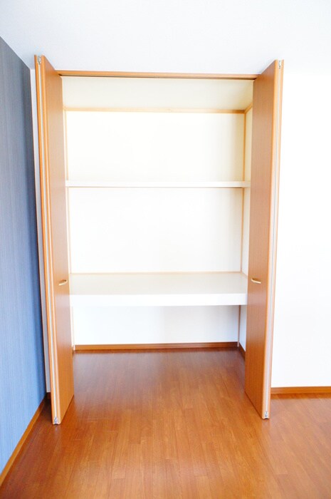 物件内観写真9　(収納)