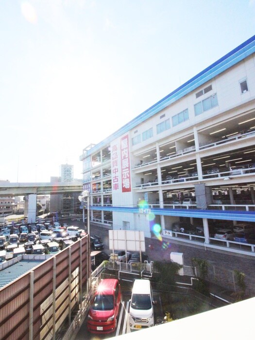 物件内観写真14　(室内からの展望)