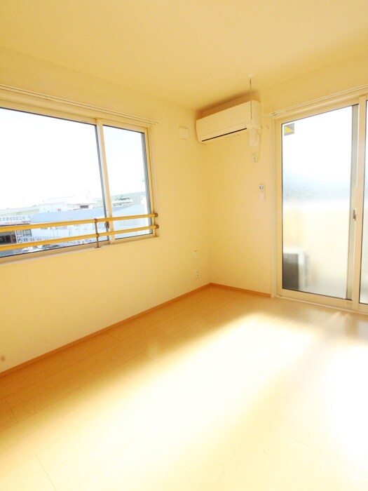 物件内観写真18　(内観写真)