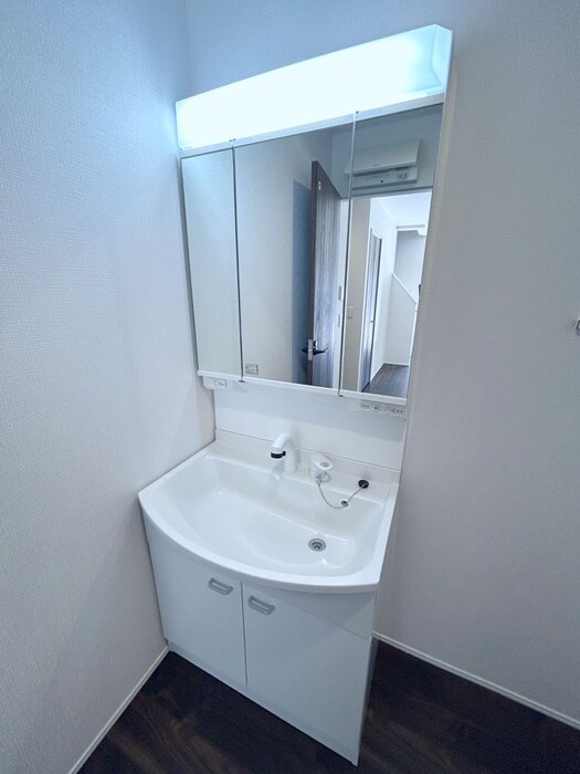 物件内観写真16　(洗面)