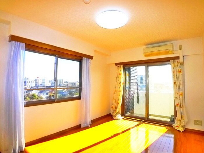 物件内観写真7　(居室)