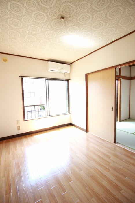 物件内観写真7　(居室)