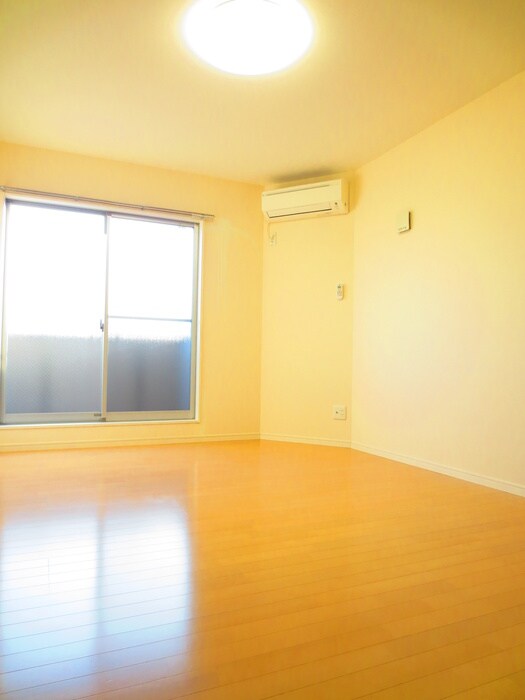 物件内観写真13　(居室)