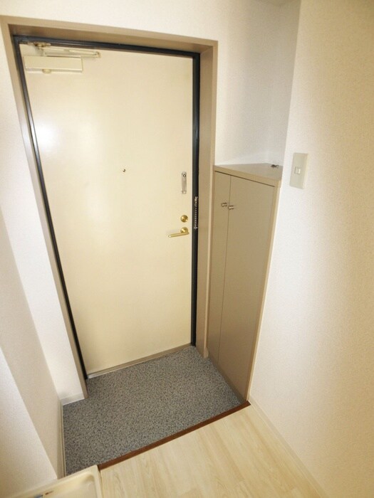 物件内観写真21　(玄関)