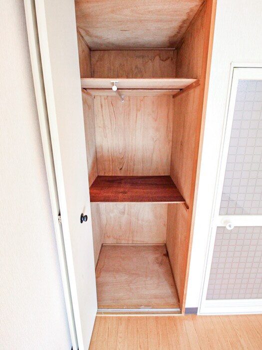 物件内観写真13　(収納)