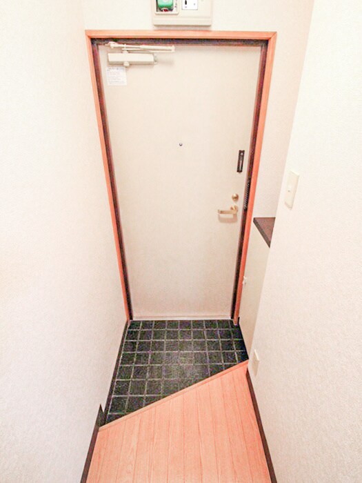 物件内観写真20　(玄関)