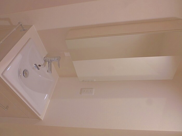 物件内観写真13　(洗面)