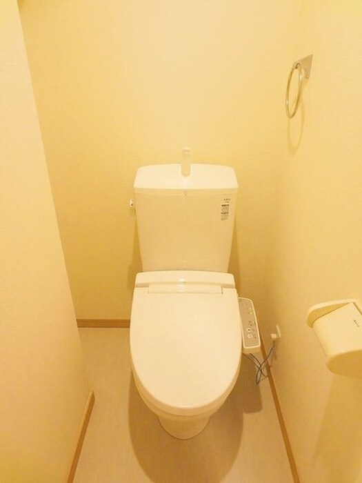 物件内観写真15　(トイレ)