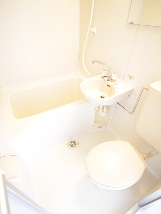 物件内観写真9　(バス／シャワールーム等)