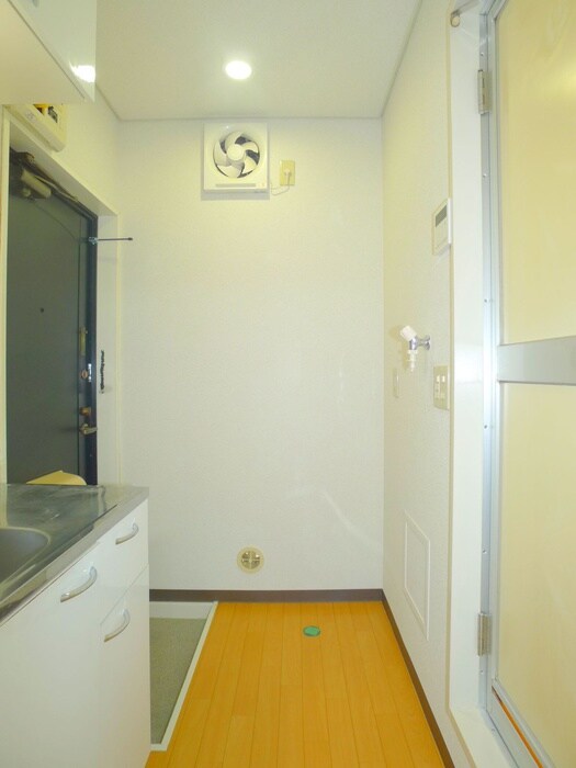 物件内観写真15　(廊下)