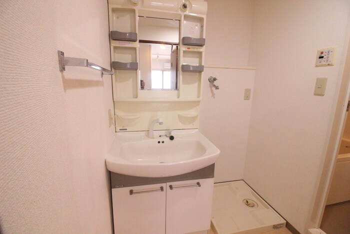 物件内観写真10　(洗面)