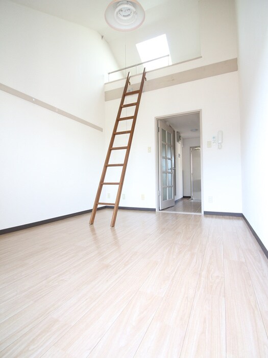 物件内観写真8　(居室)