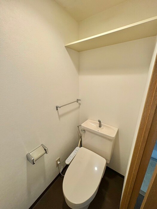 物件内観写真10　(トイレ)