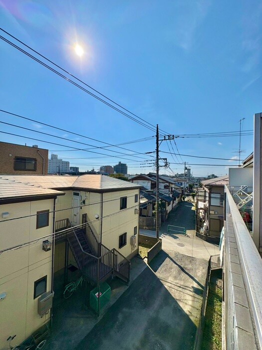 物件内観写真14　(室内からの展望)