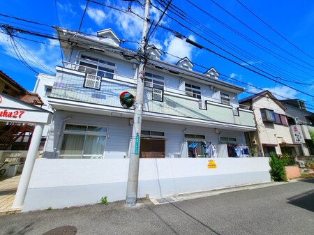 ﾌﾞﾙ-ﾒ谷塚27外観写真