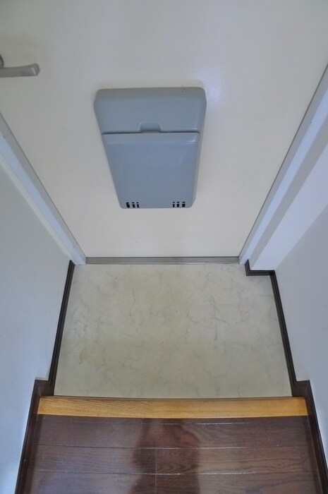 物件内観写真14　(玄関)