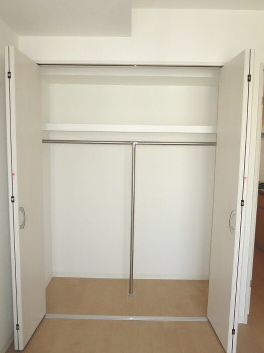 物件内観写真14　(収納)