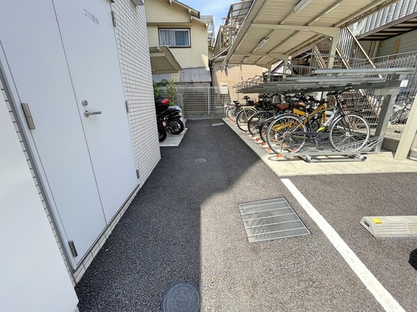駐輪場