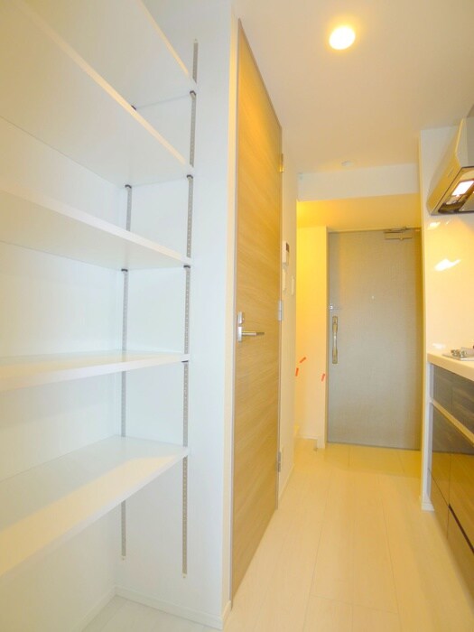 物件内観写真15　(廊下)